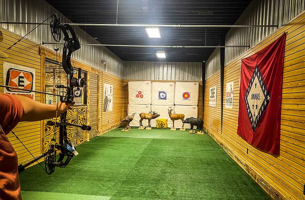 archery-man-shooting